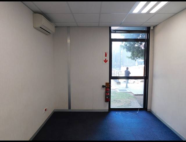 157M² OFFICE TO LET IN ROSEBANK